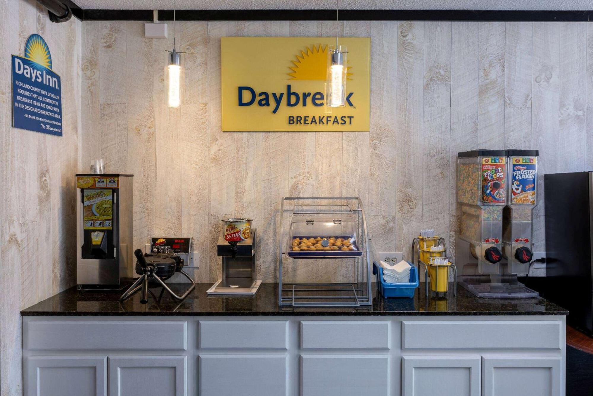 Days Inn By Wyndham Columbia Kültér fotó
