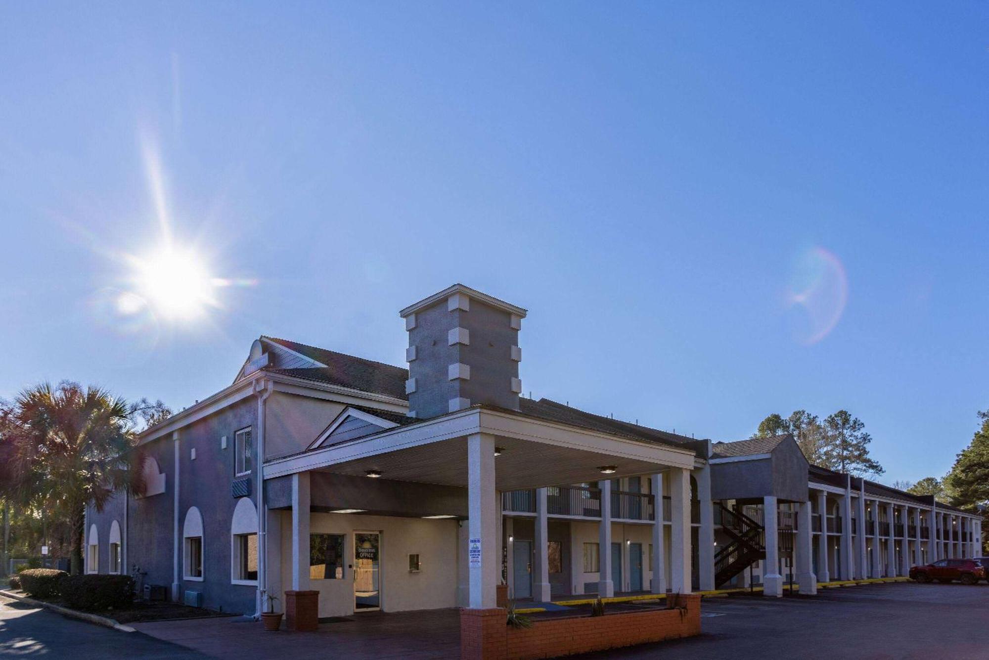 Days Inn By Wyndham Columbia Kültér fotó